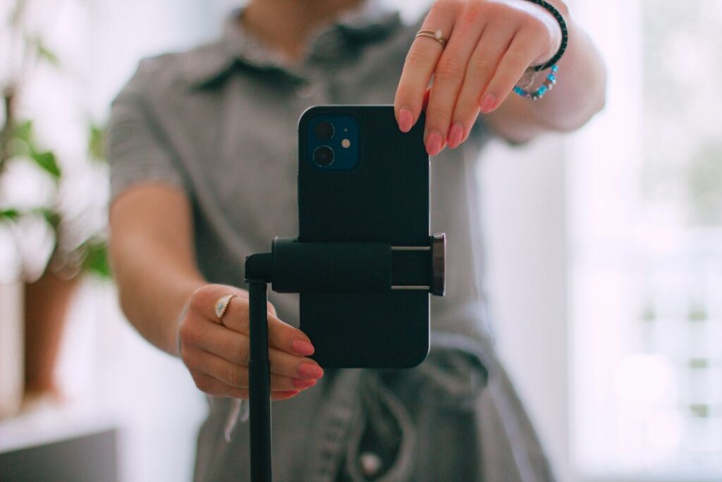 Creating social media content with a smartphone
